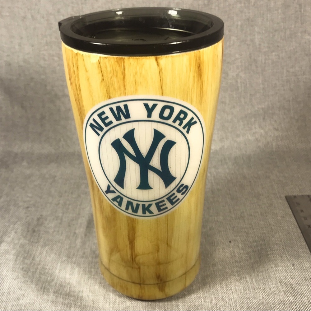 Ozark Trails New York Yankees / Louisville Slugger 16 Oz Tumbler
